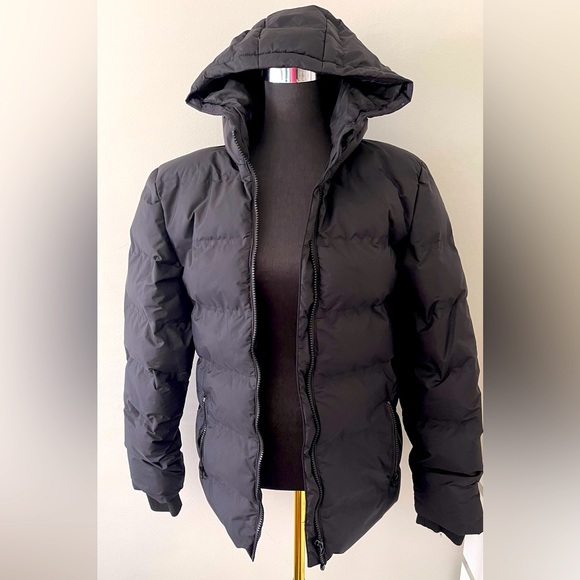 Other - ✅SALE ✅Bauhaus Puffer Jacket with hood